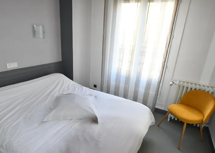 Otel Le Pasteur Brest