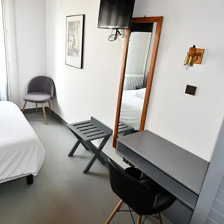 Le Pasteur Hotel